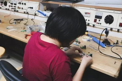 repair specialist